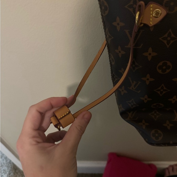 Louis Vuitton Brown Monogram Tote Bag - Picture 6 of 7